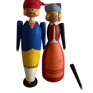 Vtg Schwedische Holz Folk Art Puppe Kokeshi Matruska handbemalt Paar Mädchen Junge