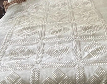 Handmade Crochet Blanket Throw White Popcorn Coverlet Quilt 79x85 Cotton Full