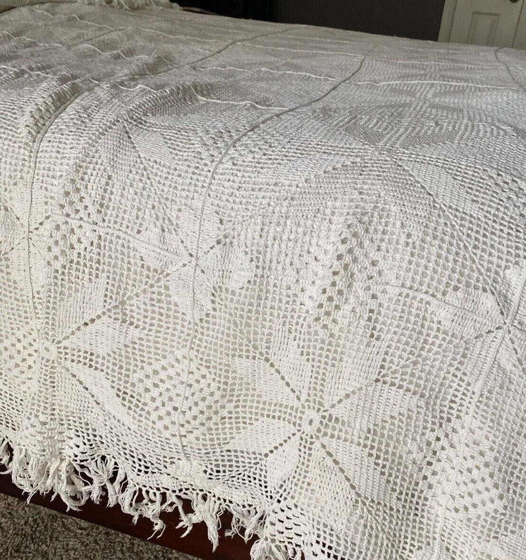 Vintage Heavy Hand Crochet Lace Coverlet Bedspread Queen King Etsy