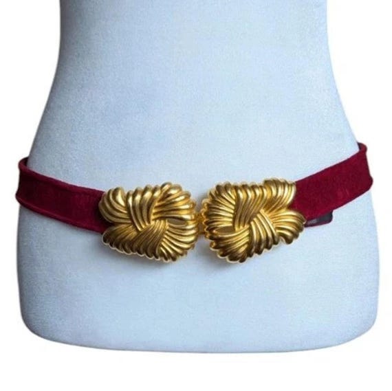 Vintage Carlisle Red Suede and Gold Women\'s Belt Vintage Carlisle Red Suede Belt: Gold Tone Art Deco Buckle  main image 2