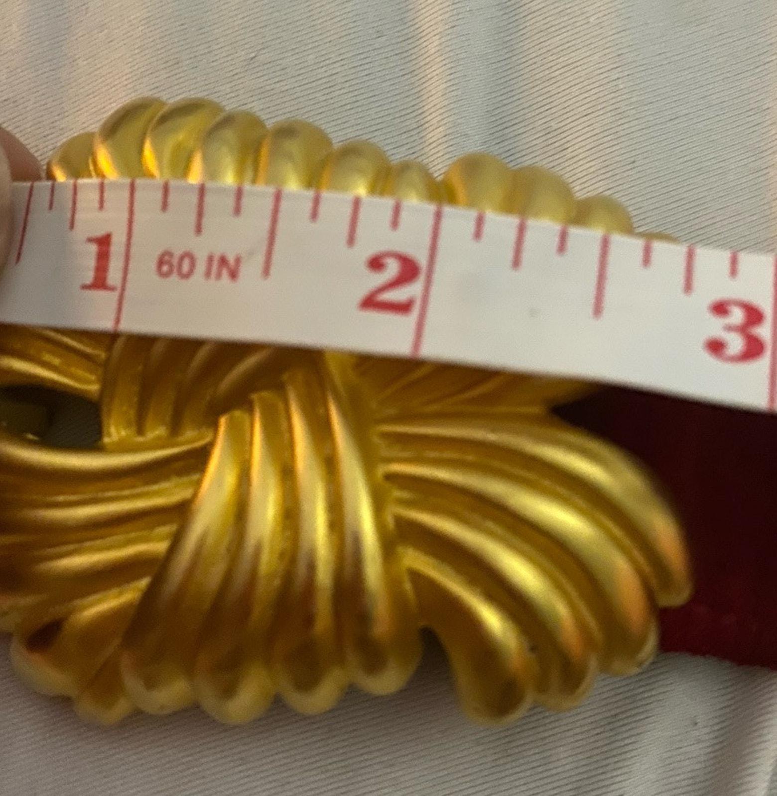 Vtg Carlisle Red Suede leather belt gold tone buckle Women M 80s 90s Art Deco Vintage 80s Red Leather Cinch Belt, La | Mercari main image 4