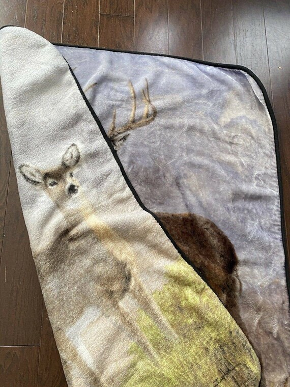 Great Northern Deer Print Sherpa Throw Blanket – Ultra Soft Fleece & Sherpa Reversible Blanket - View #3