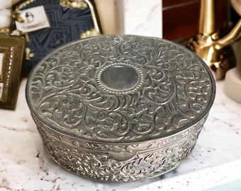 Vintage Silver Plated Oval Trinket jewelry Box Red Lining victorian scroll 6.5”