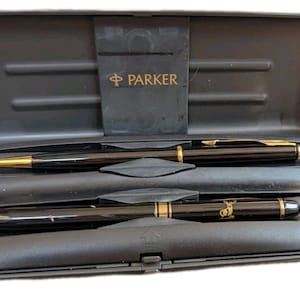Parker insignia - Etsy 日本
