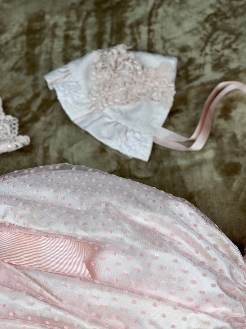 White gown for girls Pink off white slip gowns baptism gown| girls gown bell-sleeved gowns with bowknots christining gown