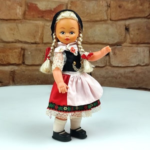 Vintage doll 1970s Honk kong, folk costume doll, traditional doll old doll, 1970’s plastic Hong Kong Doll, plastic doll, collectible dolls