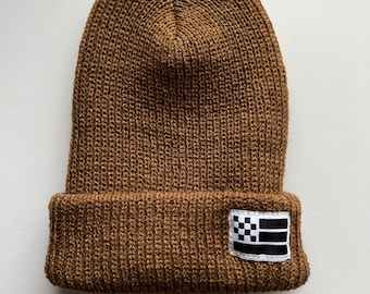 Fast Things - Coyote Brown/white, Flag Cuff Beanie