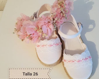Girl's espadrilles size 26 and 27