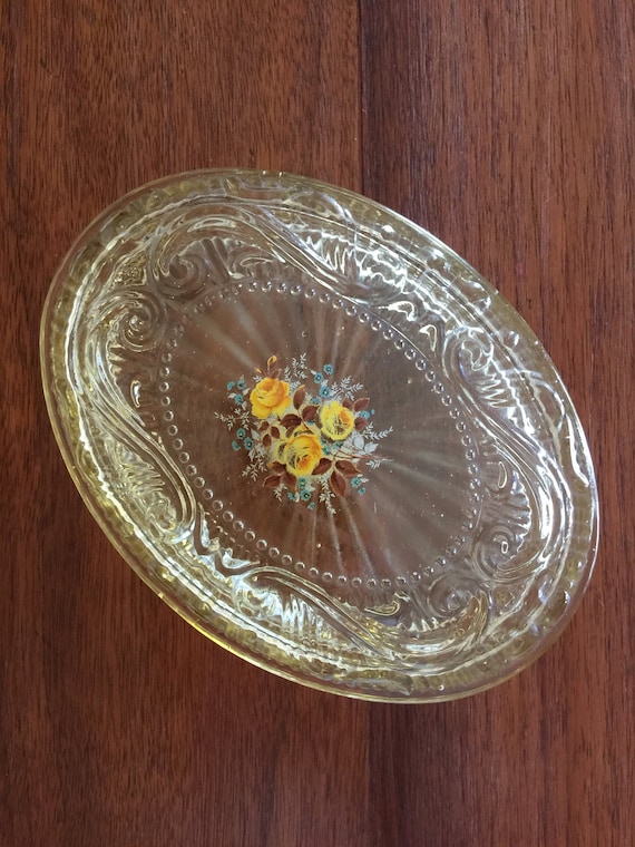 Vintage Covered Dish Yellow Vanity Dressing Table Dish Yellow Covered Candy Dish With Lid Glass Jewelry Box Storage