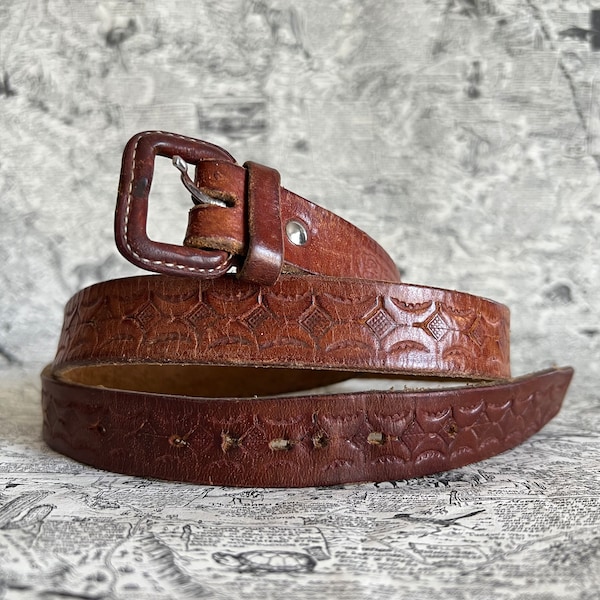 Vintage Tooled Leather Belt Western Belt Made in Mexico Size 34 Southwestern Belt Vintage Thin Leather Belt Western Wear Accessories