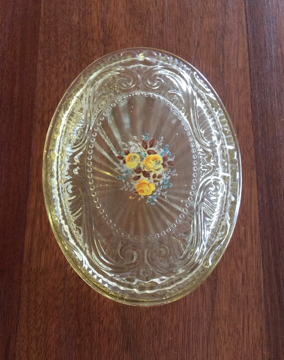 Vintage Covered Dish Yellow Vanity Dressing Table Dish Yellow Covered Candy Dish With Lid Glass Jewelry Box Storage