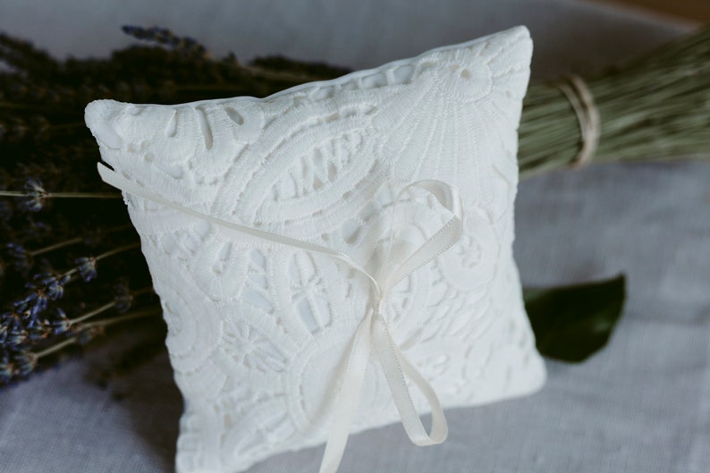 Ring boy cushion, Ring bearer pillow Ivory Floral Lace Ring Cushion