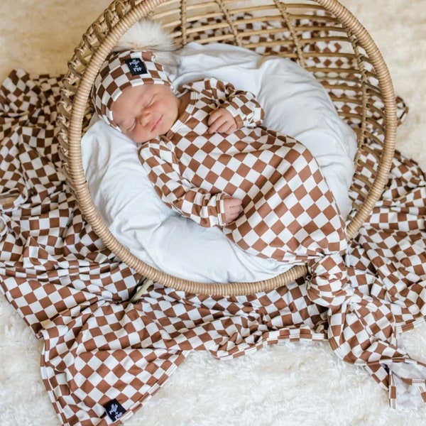 Checkered Neutral Baby Knot Gown, Bamboo baby gown, baby knot gown, baby knotted gown, newborn outfit, newborn photo shoot outfit, baby