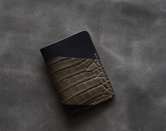 Minimalistischer Kartenhalter, minimalistische Lederbrieftasche, schlanker Kartenhalter aus Alligator Leder, Alligator Haut Brieftasche