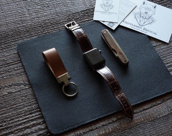 Italian Leather Keychain with Key Ring, Personalized gift, Luxury Leather Goods, Handmade Leather Keychains
