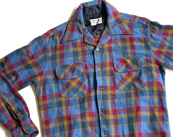 Vintage 1970s JCPenney Button Down Cozy Fall or Winter Flannel / Retro Wool Plaid Cabin Shirt / Layering Plaid Flannel / Camping Shirt