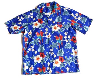 Vintage 1970's Kalena Fashions Men's Tropical Hawaiian Button Down Dress Shirt / Parrot Aloha Vacation Mid Century Modern Short Sleeve Top