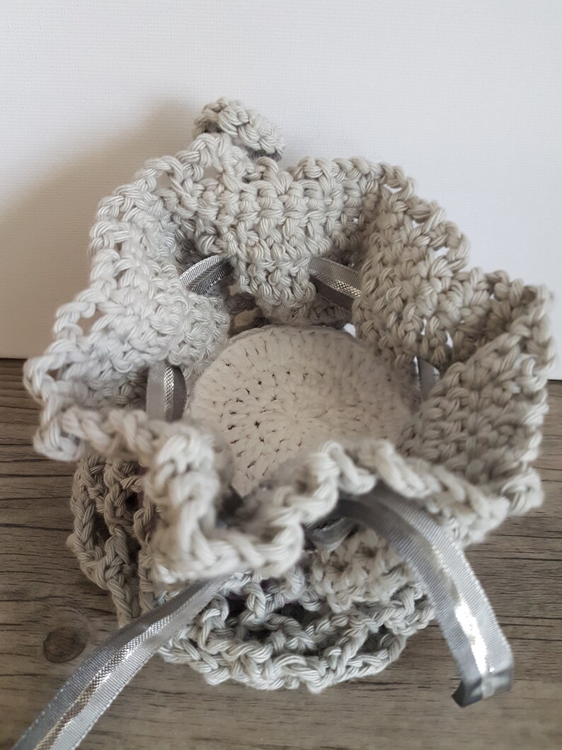 Hand made crochet pouch wool 100/% cotton