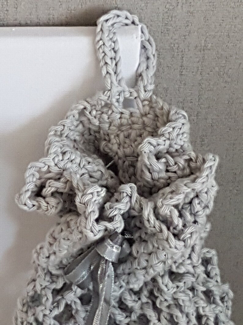 Hand made crochet pouch wool 100/% cotton