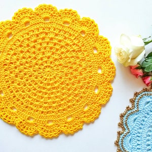 Handmade crochet placemat for lunch Sousplat for breakfast American service custom border color Round table mat for dining table image 5
