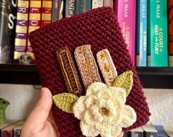 Crochet Book Sleeve Pattern, Kindle Sleeve Crochet Pattern, Bookish Floral E-reader Cover, Book Lover Gift