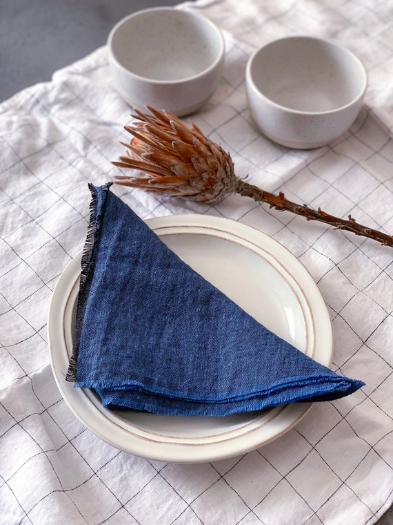 Cloth dinner napkins. Blue melange napkins for Home Decor. Washed fringed  linen napkins for wedding. Custom napkins