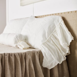 Linen pillow case. Ruffled pillow cover. Linen pillow sham with ruffles. Standard, queen, king size pillowcover.
