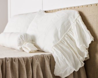 Linen pillow case. Ruffled pillow cover. Linen pillow sham with ruffles. Standard, queen, king size pillowcover.