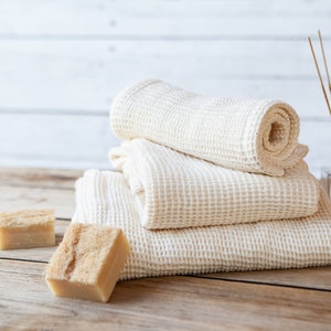 Linen bath towels. Waffle bath towel. Hand, face, body cotton towel. Kitchen towels. Sauna towel.