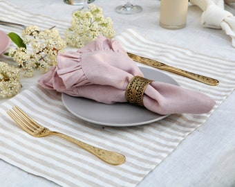 Cloth Napkins. Soft Linen Napkins. Ruffles Cloth Napkins set. Rustic Table Decor. Cloth dinner wedding napkins.