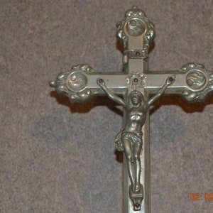 Silver metal crucifix image 8