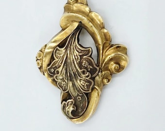 Victorian 18k gold brooch/ pin.