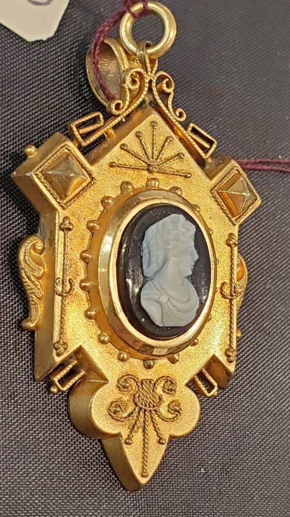 Victorian gold filled onyx cameo locket