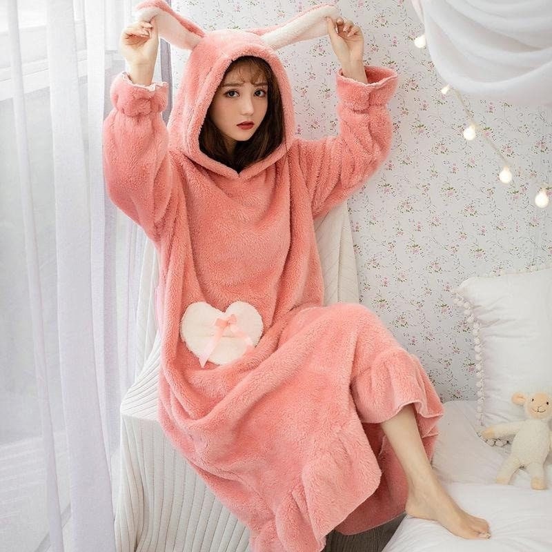 https://www.etsy.com/uk/market/hooded_nightgown