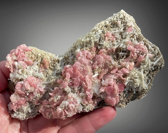 Rhodochrosite and Quartz Plate Wutong Mine, China: Fine Collector Crystalline Specimen