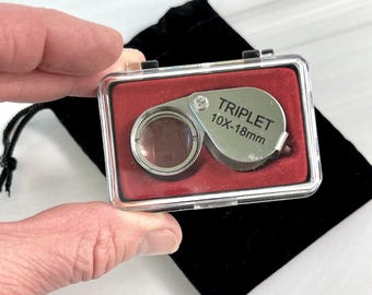 10x Triplet Jeweler&#39;s Loupe: Professional Hand Lens with Velvet Pouch