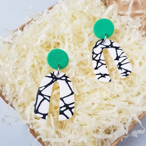 Marble arch earrings, Geometric polymer clay jewelry image 4