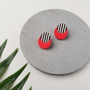 Statement earrings, Small stud earrings Vertical lines