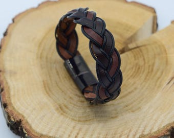 Leather bracelet for men - men's jewelry - gift for men and best friend - leather bracelet carabiner - brown jewelry band braided