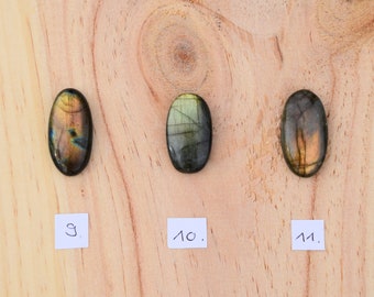 Labradorite Gemstone Hand Flatterer - Root Chakra - Aura Protection - Inspiration Creativity - Healing Stone - Stone for Crafting - Crystal