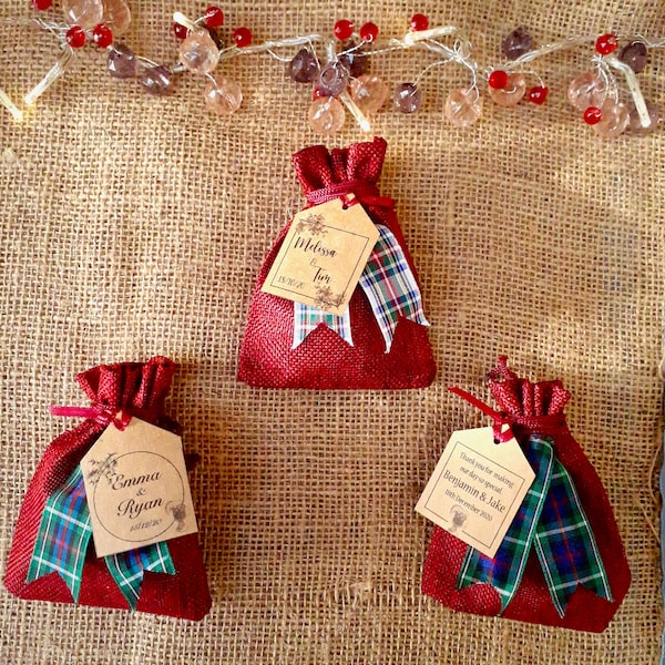 Mini Mulled Wine Spice Party Favours for Christmas or Winter Weddings - Personalised to suit your unique celebration