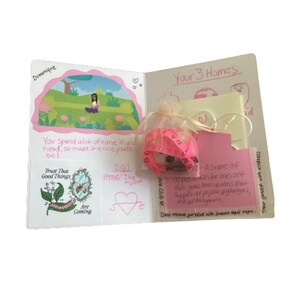Happy Mail: creado a medida para ti (Tarjeta personalizada + carta y pequeños extras)