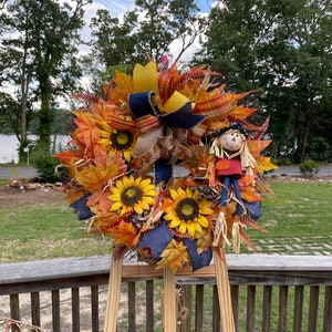 XL Fall Sunflower Wreath, Fall Leaves and Sunflower Grapevine Wreath, Fall Leaves & Sunflower Wreath for front door, Autumn Scarecrow Wreath