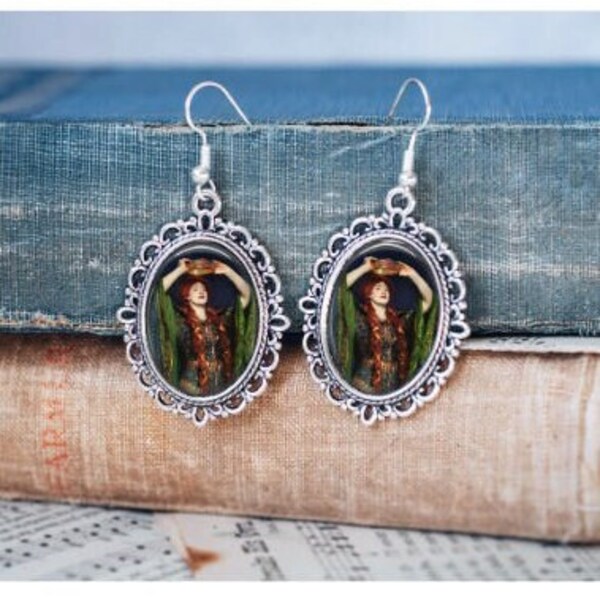 Lady Macbeth Earrings - Lady Macbeth Jewellery - Pre-Raphaelite Jewellery - Literary Earrings