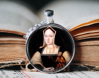 Catherine of Aragon Pendant Necklace - Catherine of Aragon Jewellery - Tudor History Jewellery - Tudor Queen Pendant Necklace - English