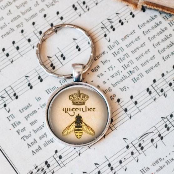 女王蜂キーホルダー：ディーバギフト - Etsy 日本