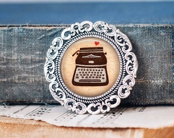 Retro Typewriter Brooch Pin: Writer's Jewellery Gift
