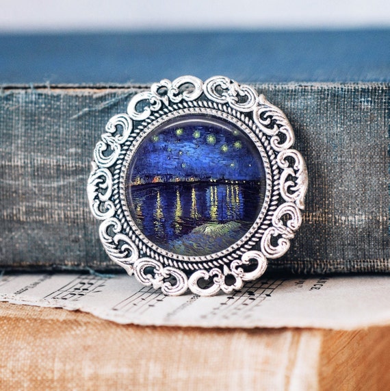 Art brooch deals