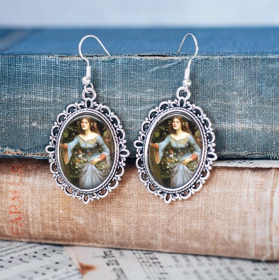 Buy Tanjore And Miniature Art Earrings by SHVET at Ogaan Online Shopping  Site