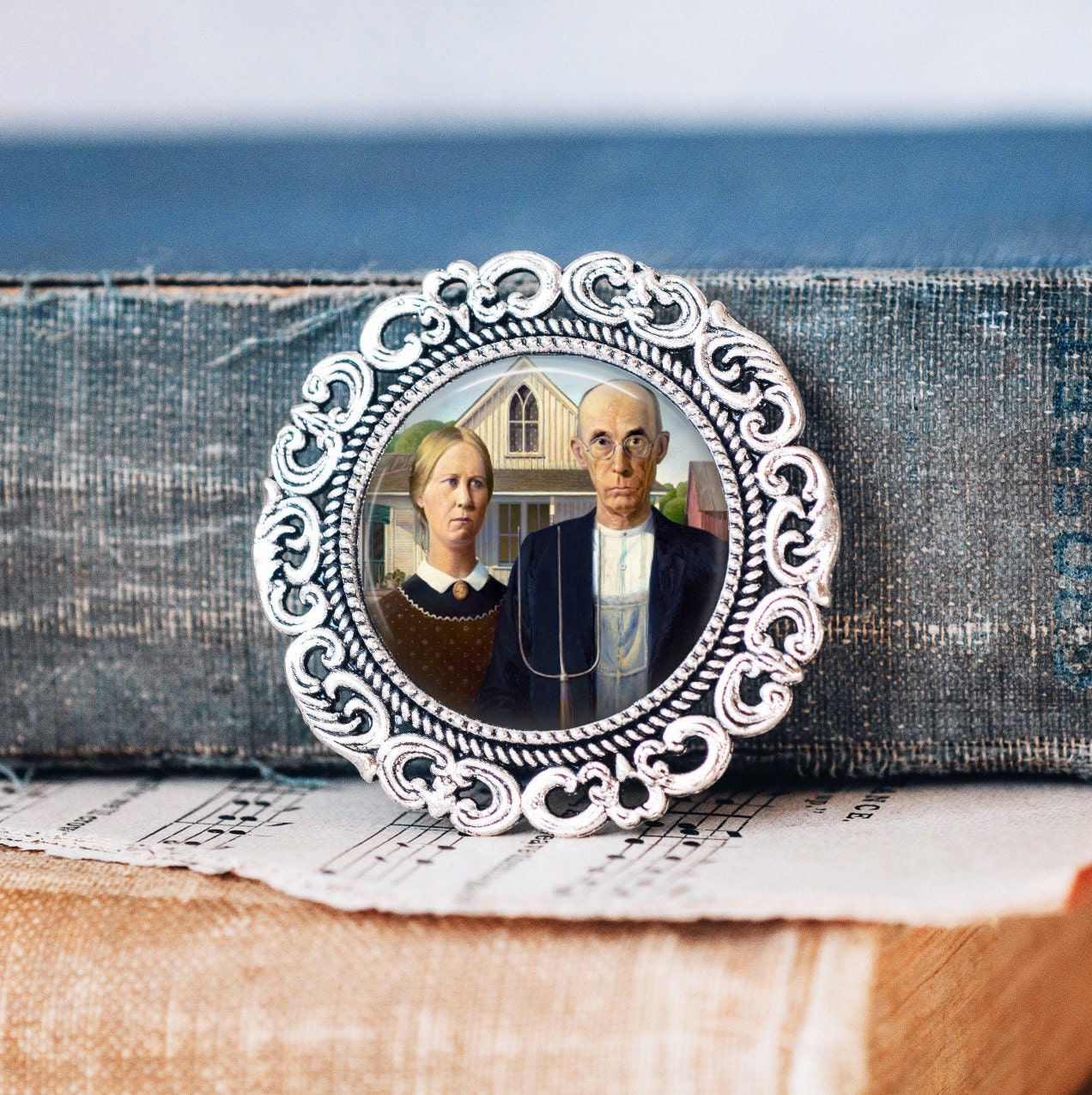 American Gothic Brooch Pin: Famous Art Jewellery - Grant Wood